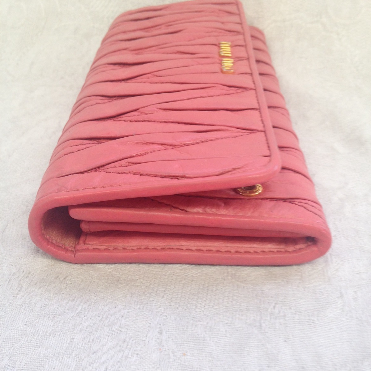池袋　財布　ソファー、鞄、バッグ、修理、張替、黒ずみ汚れ、クリーニング、色移り、すれ傷　　ピンク　MIUMIU　43
